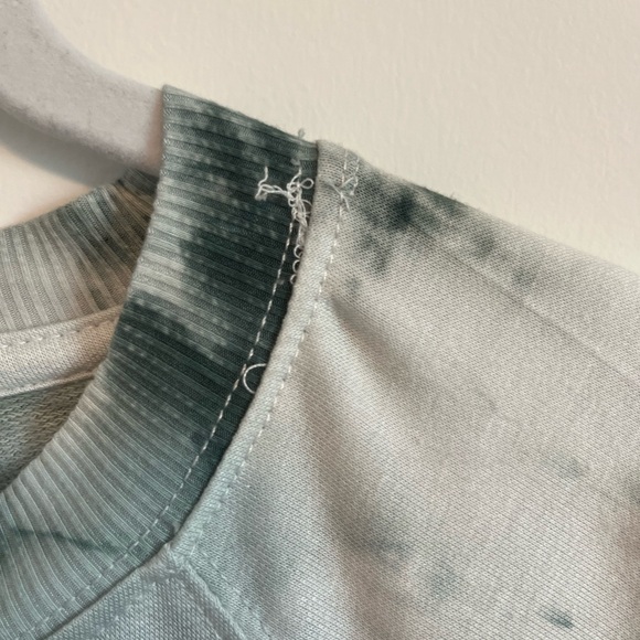 NWT Sage Collective Green Tie Dye Long Sleeve Lightweight Sweater - Picture 4 of 7